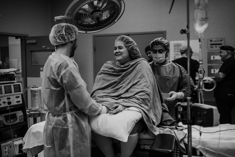 pregnant woman ready to give birth