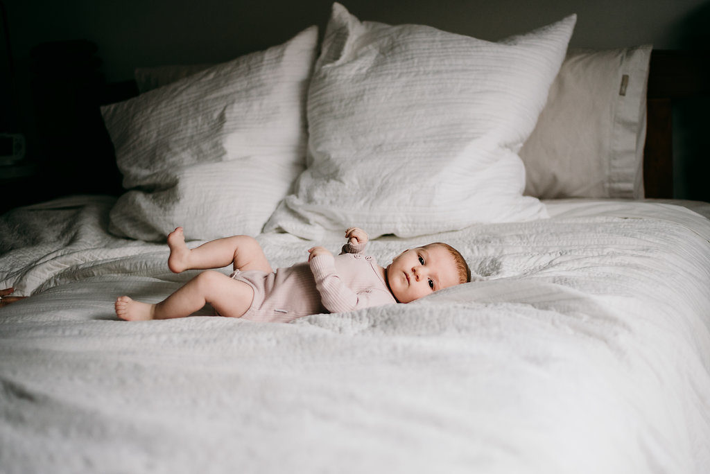 diy pictures of baby in bed