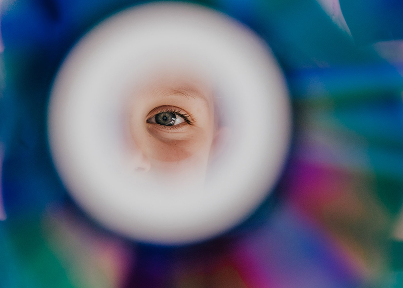 rainbow picture of kid’s eye