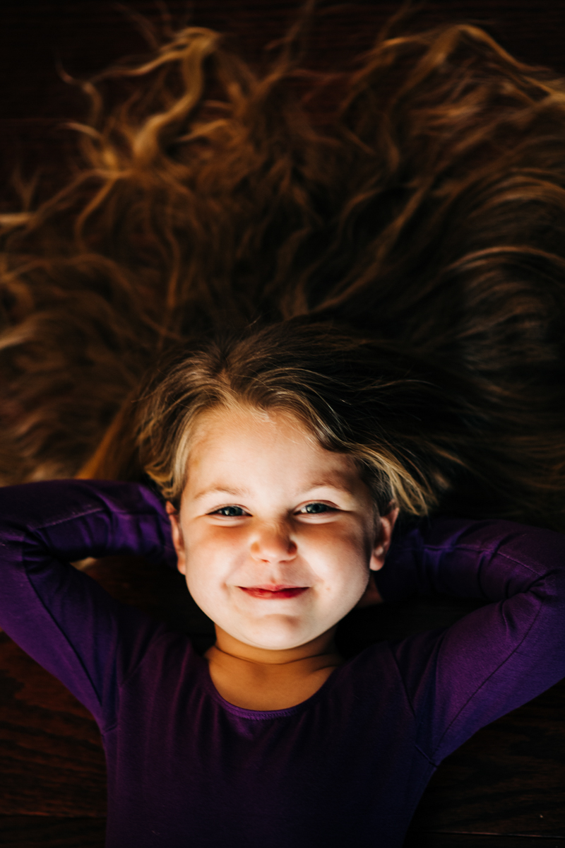 young girl portrait with natural light